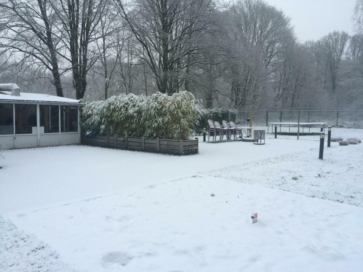 De Bron Villa Beringen Exterior photo